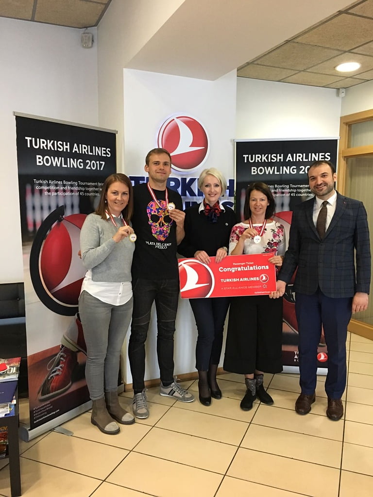 Mēness dienas “boulinga komanda” uzvar Turkish Airlines rīkotajā turnīrā